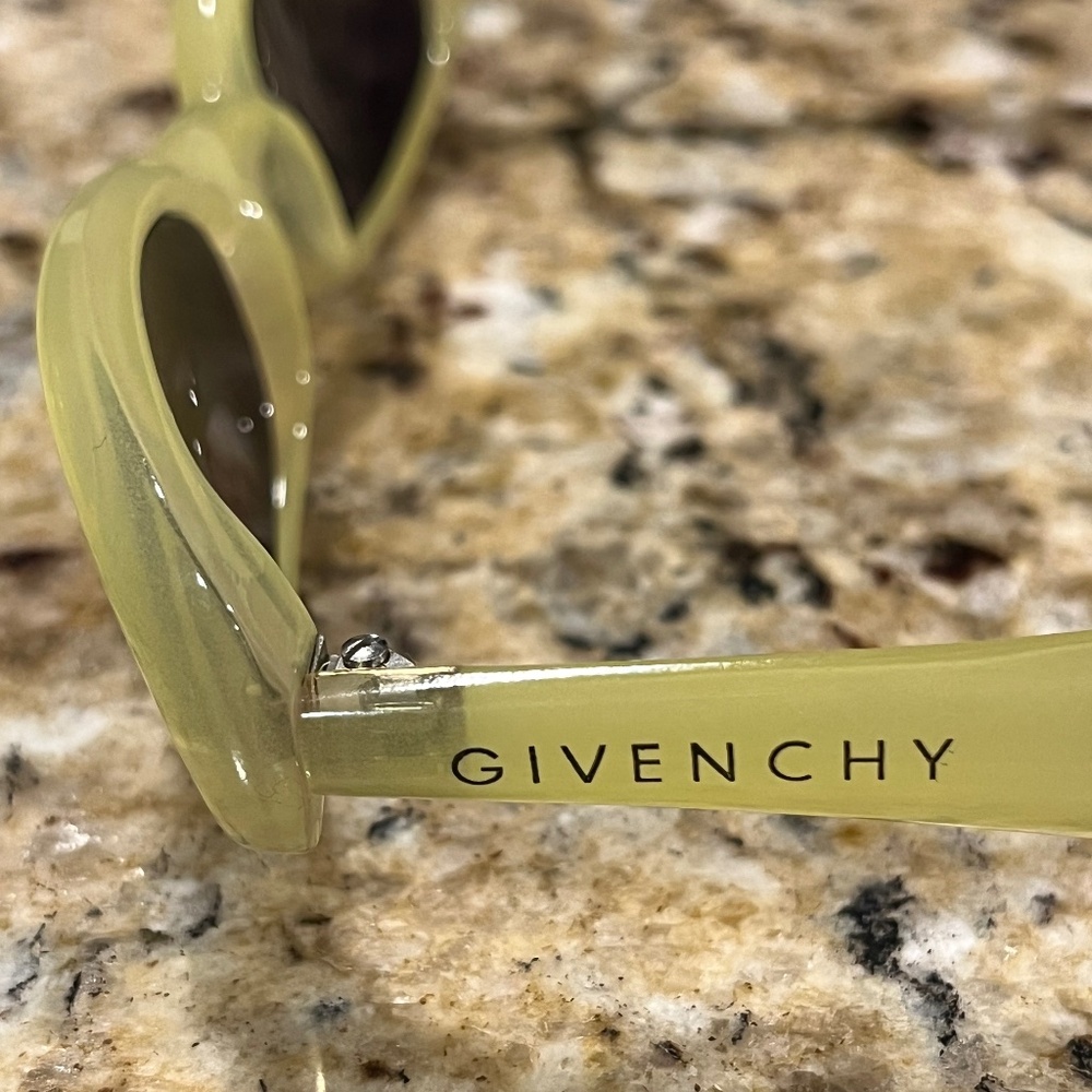Vintage 90s Givenchy Sunglasses – Pale Chartreuse Oval Frames Designer Shades